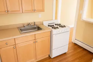 35 Inman St, Cambridge, MA 02139 - Photo 3