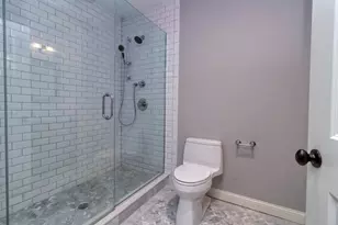 127 Bay State Rd, Boston, MA 02215 - Photo 23