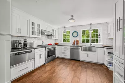 19 Coveview Dr, Yarmouth, MA 02664 - Photo 5