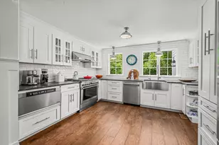 19 Coveview Dr, Yarmouth, MA 02664 - Photo 5