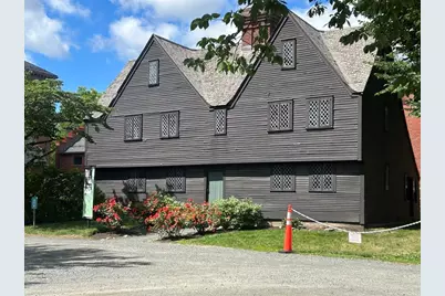 8 Brown #4, Salem, MA 01970 - Photo 27