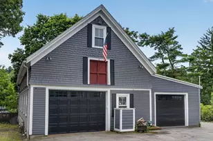 33 Linden St, Wellesley, MA 02482 - Photo 3