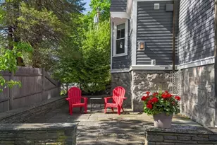 33 Linden St, Wellesley, MA 02482 - Photo 23