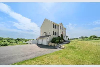 73 Franklin St, Halifax, MA 02338 - Photo 3