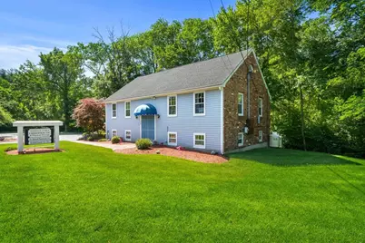 125 Ipswich Rd, Topsfield, MA 01983 - Photo 3