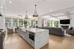 45 Longmeadow Rd, Wellesley, MA 02482 - Photo 5