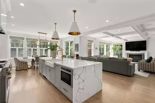 45 Longmeadow Rd, Wellesley, MA 02482 - Photo 5