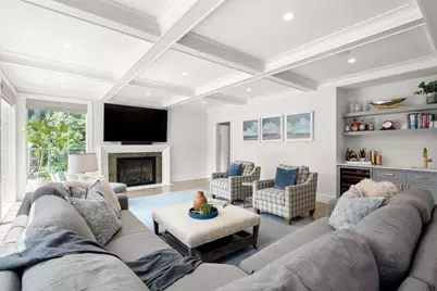45 Longmeadow Rd, Wellesley, MA 02482 - Photo 11