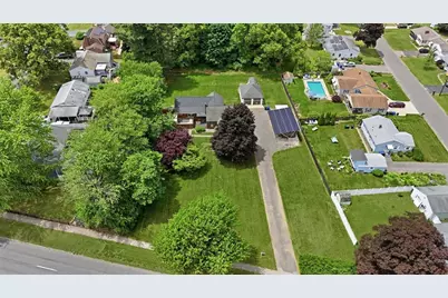 958 Parker St, Springfield, MA 01129 - Photo 3
