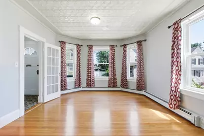 79 Warwick St, Lowell, MA 01851 - Photo 5