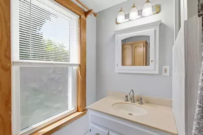79 Warwick St, Lowell, MA 01851 - Photo 15