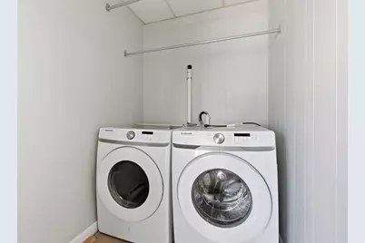 79 Warwick St, Lowell, MA 01851 - Photo 17