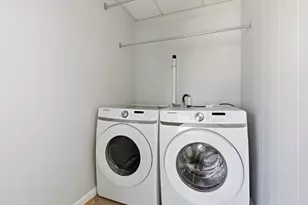 79 Warwick St, Lowell, MA 01851 - Photo 17