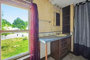 5 Packard St, Palmer, MA 01069 - Photo 17