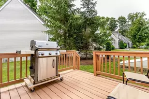 93 Brewster, Stoughton, MA 02072 - Photo 17