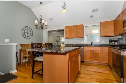 93 Brewster #93, Stoughton, MA 02072 - Photo 9