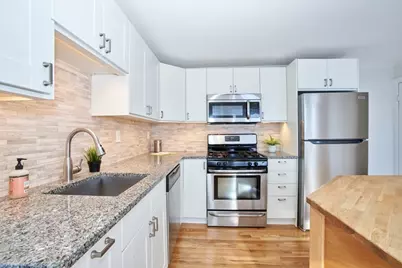 17 School St #2, Somerville, MA 02143 - Photo 5