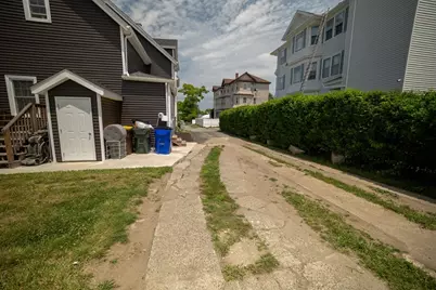 45 Lafayette St, Fall River, MA 02723 - Photo 3