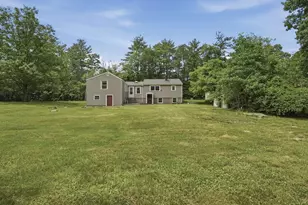 61 Flagg Swamp Rd, Freetown, MA 02717 - Photo 9