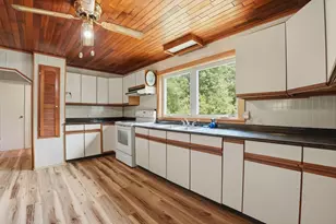 61 Flagg Swamp Rd, Freetown, MA 02717 - Photo 11