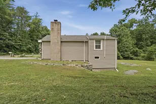 61 Flagg Swamp Rd, Freetown, MA 02717 - Photo 5
