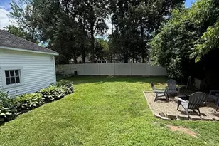 153 Edgewood Ave, Longmeadow, MA 01106 - Photo 19