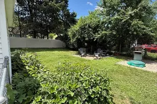 153 Edgewood Ave, Longmeadow, MA 01106 - Photo 21
