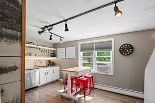 16 W Hill Dr, Westminster, MA 01473 - Photo 9