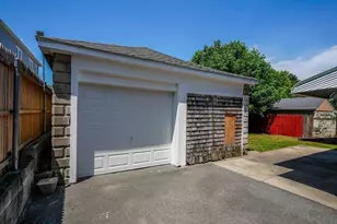 151-153 Clara St, New Bedford, MA 02744 - Photo 29