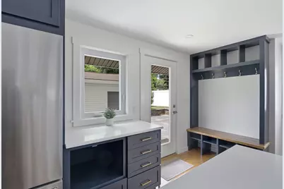 40 Pine St, Hudson, MA 01749 - Photo 9