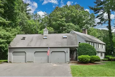 18 Strawberry Hill Ln, Danvers, MA 01923 - Photo 3