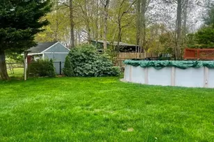 45 Metacomet Ave, Taunton, MA 02718 - Photo 33