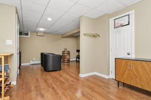 45 Metacomet Ave, Taunton, MA 02718 - Photo 27