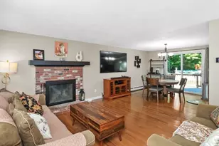 45 Metacomet Ave, Taunton, MA 02718 - Photo 5