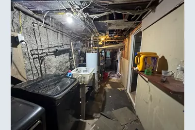 10 School St, Boston, MA 02124 - Photo 21