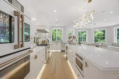 31 Boyles Street, Beverly, MA 01915 - Photo 9