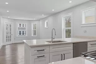 18 Ronan St, Boston, MA 02125 - Photo 23