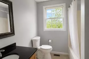 16 Parker St, Quincy, MA 02169 - Photo 19