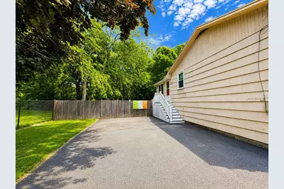 174 Damon Rd, Rockland, MA 02370 - Photo 5