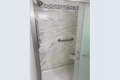 18 Parkwood Dr, West Springfield, MA 01089 - Photo 9