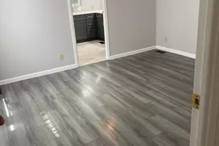 18 Parkwood Dr, West Springfield, MA 01089 - Photo 13