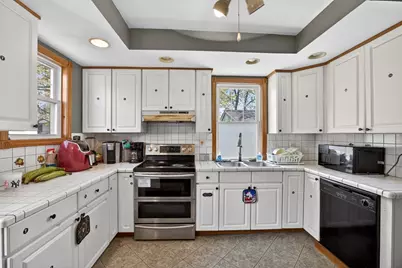 10-12 Olive St, Attleboro, MA 02771 - Photo 19