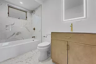 77 Brookings St, Medford, MA 02155 - Photo 19