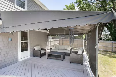 100 Sycamore St, Swansea, MA 02777 - Photo 15
