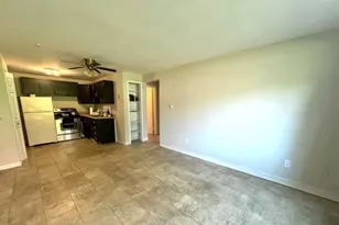 109 Warren St, Watertown, MA 02472 - Photo 5