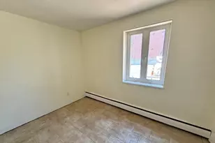 109 Warren St, Watertown, MA 02472 - Photo 7