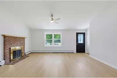 120 Carrier Ave, Attleboro, MA 02703 - Photo 5