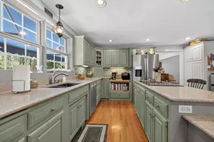 346 Judson St, Raynham, MA 02767 - Photo 9