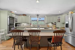 346 Judson St, Raynham, MA 02767 - Photo 7