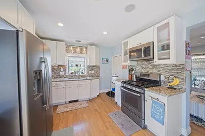 16 Pequot Rd, Weymouth, MA 02191 - Photo 11